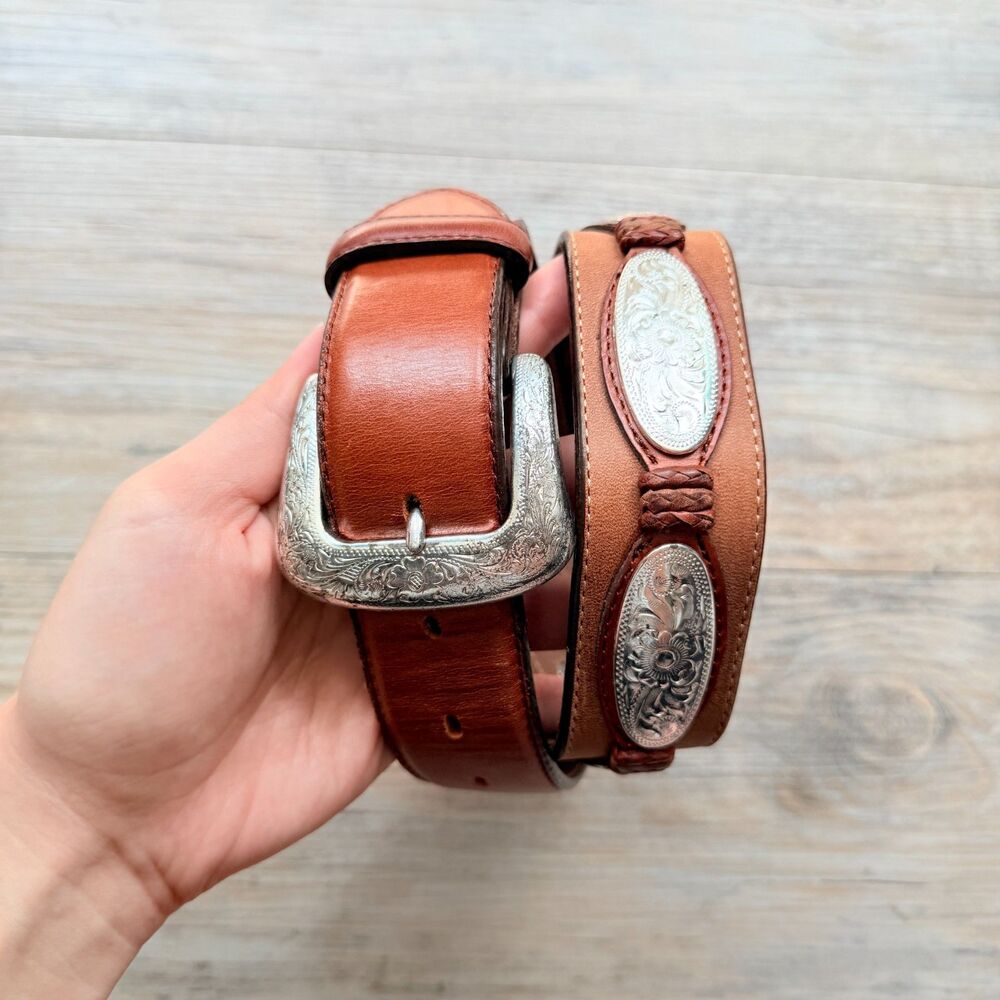 Justin Western Concho Leather Belt Brown Engraved Silver Conchos Size 30 USA - Picture 2 of 12